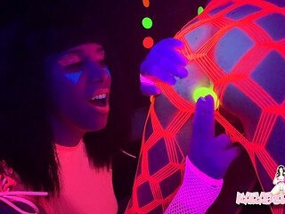 Neon Cream Dream