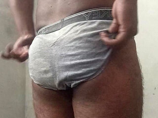 Big black ass boy jerking dick for mastbeting