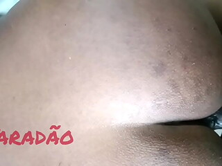 Preta safada da buceta e o rabo gostoso
