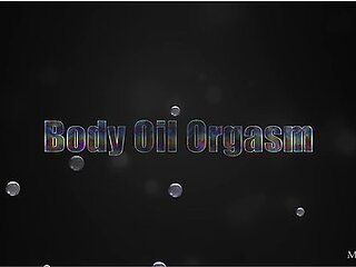 Body Oil Orgasm 2 - Mia Trejsi