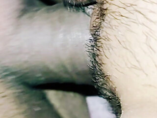 Indian Village Desi Girl Fuking in Oyo Hotel Room