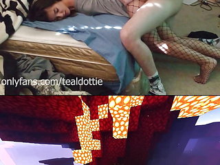 College girlfriend in fishnets rides and pounded with Minecraft Parkour