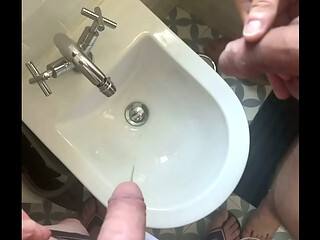 Homemade Compilation (2 Scenes): Amateur Boys Pissing Together