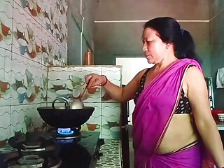 Single sister-in-law has sex with delivery boy because her husband is out of India