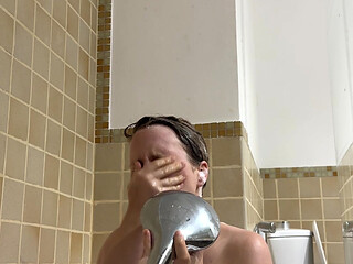 Hot Teen Soaped up and Shaved
