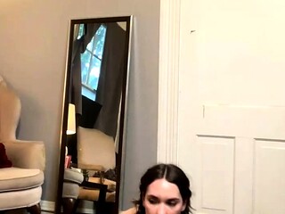 Amateur Webcam Teen Masturbates And Teases