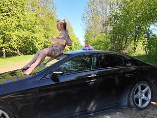 Little slut squirts from car roof