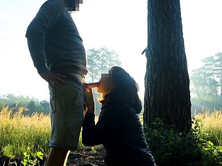 Early Morning Amateur Blowjob with a Sexy Brunette Babe