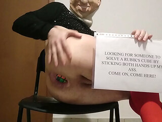 Looking for someone to solve a Rubik'_s cube by sticking both hands up my ass