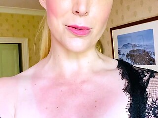 Webcam milf with breast milk live hardcore masturbate