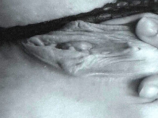 Sexy Babe Squirting in Lingerie