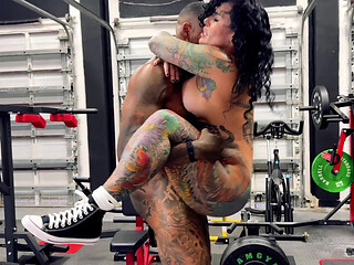 Sex In The Gym! Amazing Bianca Bailee Rides Jason Luvs Big Cock And Takes His Cumshot!