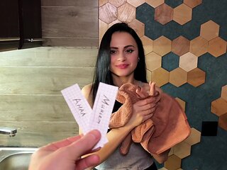 This sharp-eyed brunette is hungry for my cock and gives me a blowjob