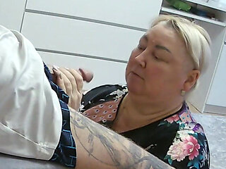 A Friend Came to Visit to Get Enough Cum