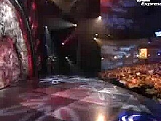 Amateur brunette exhibitionist gives a sultry performance at the magic show