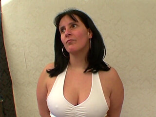 Sophie. Chubby Mature with 2 Males