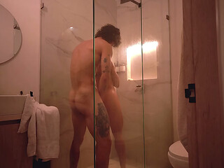 Real and passionate sex in the shower! I can'_t hold back and I cum in her ass...