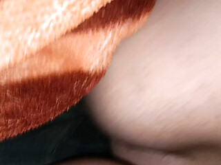 Sister-in-law seduced for a morning quickie