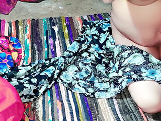 Fucked Beautiful Sister-in-law in the Middle of the Night and Released All the Fluid