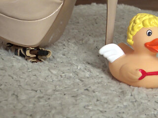 Sadistic Toy Crush Fun for Naughty Blonde Amber!