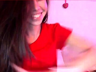 Hot brunette from squirt masturbating on webcam