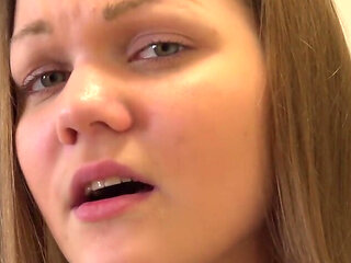 Amanda Clarke is soft and she's ready to dildo herself