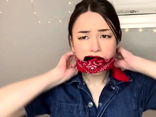 Amateur Asian Webcam Strip Masturbation