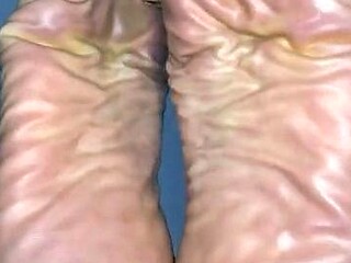 Sexy Nellys Clips - Degraded Under Soft Sexy Soles