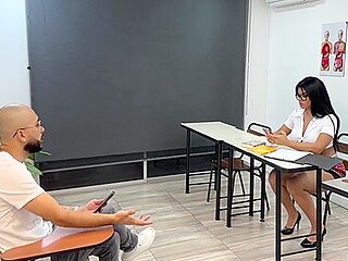 Fucking My Math Teacher To Help Me Get Through The Year - Porn In Spanish