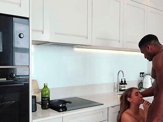 Lillian Phillips Naughty Kitchen Queen Performed Wild Anal