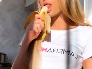 Blonde babe scarlet solo webcam