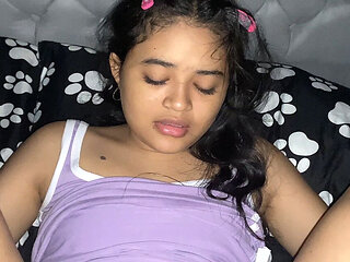 My Stepsister Realizes That I Masturbate Next to Her and I Can't Believe Her Reaction