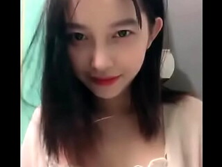 Phim sex vit nam em sinh vi&ecirc_n trng D&acirc_m Tc khoe th&acirc_n b&aacute_n d&acirc_m