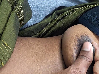 Part 2 Saree: tamil girl spreading her legs for neighbor boy (pakkathu veetu paiyanudam okkum puthu pondatti)