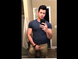 Beau Mec Big Cock Muscle Stud on Cam