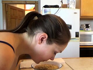 Amateur Teen georgeus brunette 2