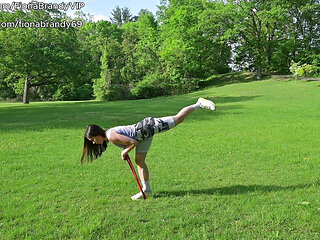 Public purk work out routine. Fiona Brandy Keeps body fit and clothes tight!