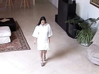White slut loves big black cock in her wet snatch