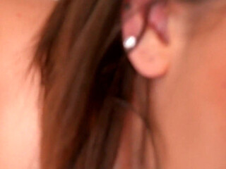 Teen Stepsister Joseline Kelly Has Boyfriend Issues