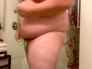 Amateur American Sumo Wrestler Bubba Burly Chub Checking Himself Out