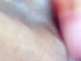 Horny Desi Hijabi College Girl Fucking Her Pussy with Brinjal and Masterbation