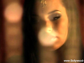 Deva Dassis Shows Off Her Belly