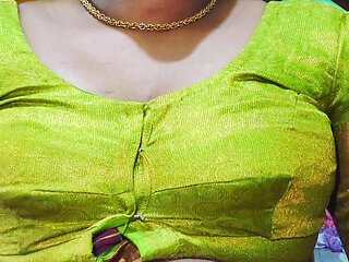 Indian hot wife bedroom Came out mouth with Boyfriend