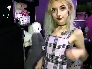 Delicious blond teen Buffy in another solo scene