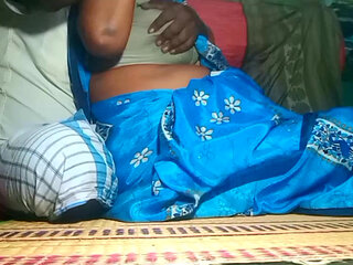 Desi house wife bussy fingering in boy friend