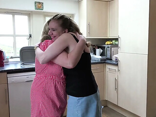 Lily May & Trisha enjoy in food