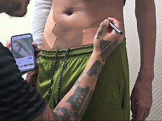 Colega magro da academia de pau grande gemendo gostoso
