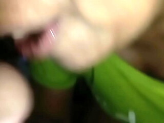 Di Sepong Wanita Kesepian