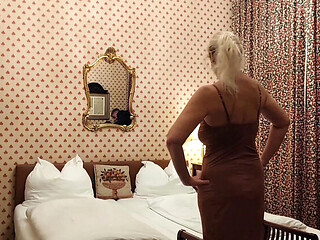 Selena's bedtime games and hot evening pleasure