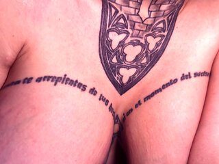 16. Advent Calendar 2025 - Waking up Through Blowjob and Riding